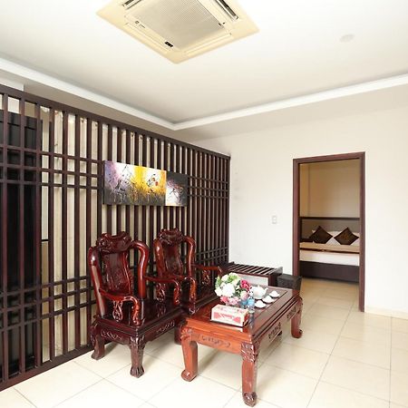 Golden Quang Tri Hotel Dong Ha Exteriör bild