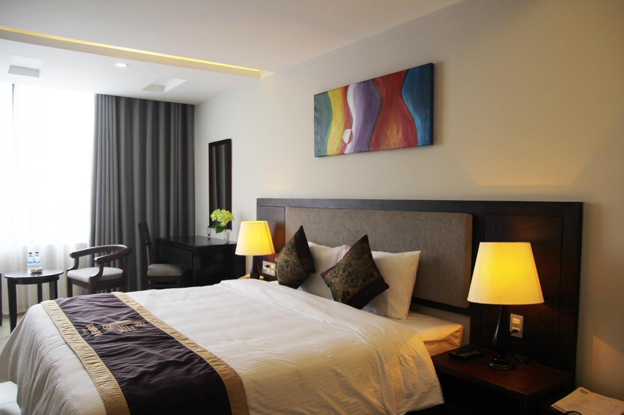 Golden Quang Tri Hotel Dong Ha Exteriör bild